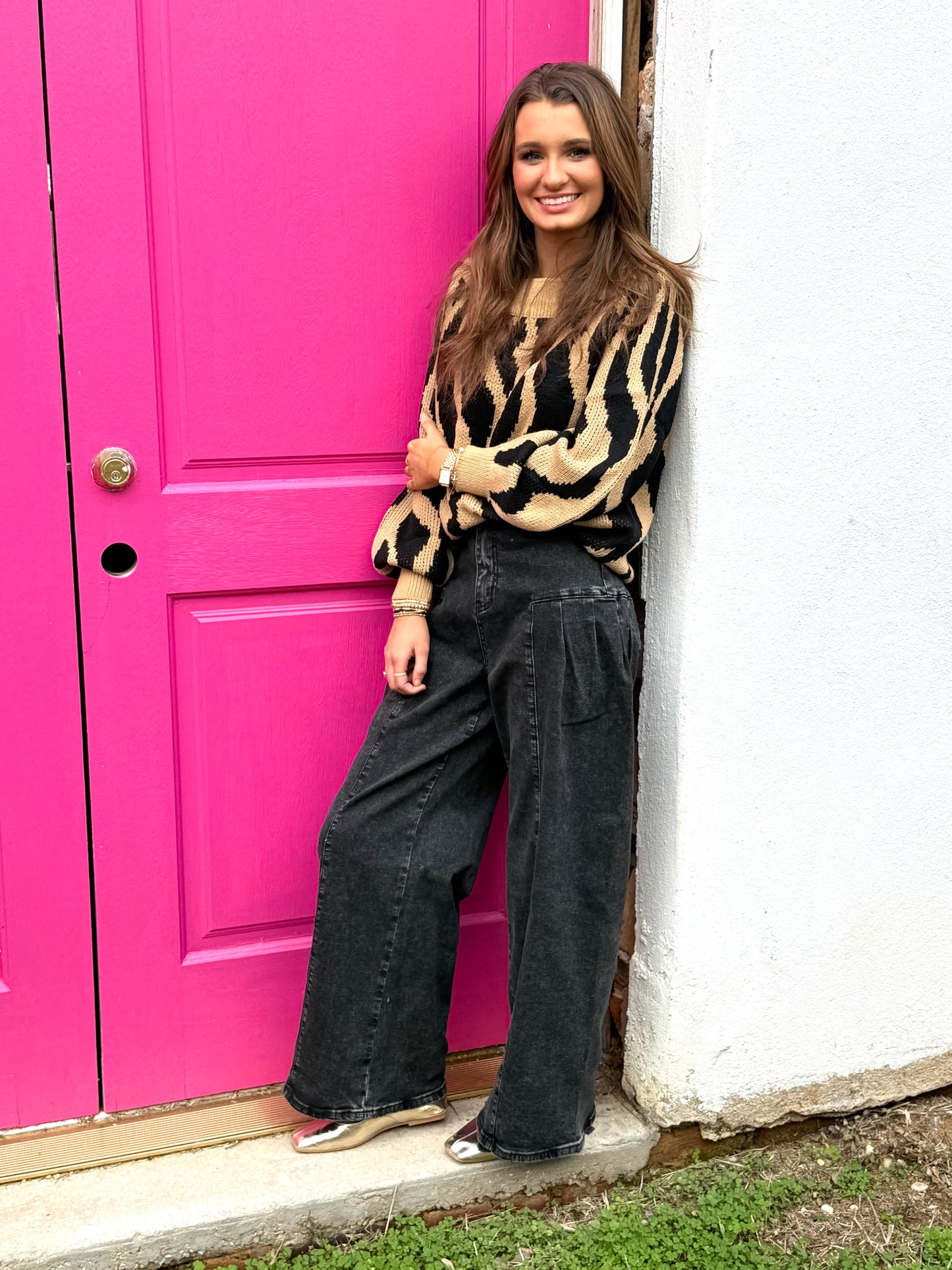 High Rise Wide Leg Jeans with Pockets